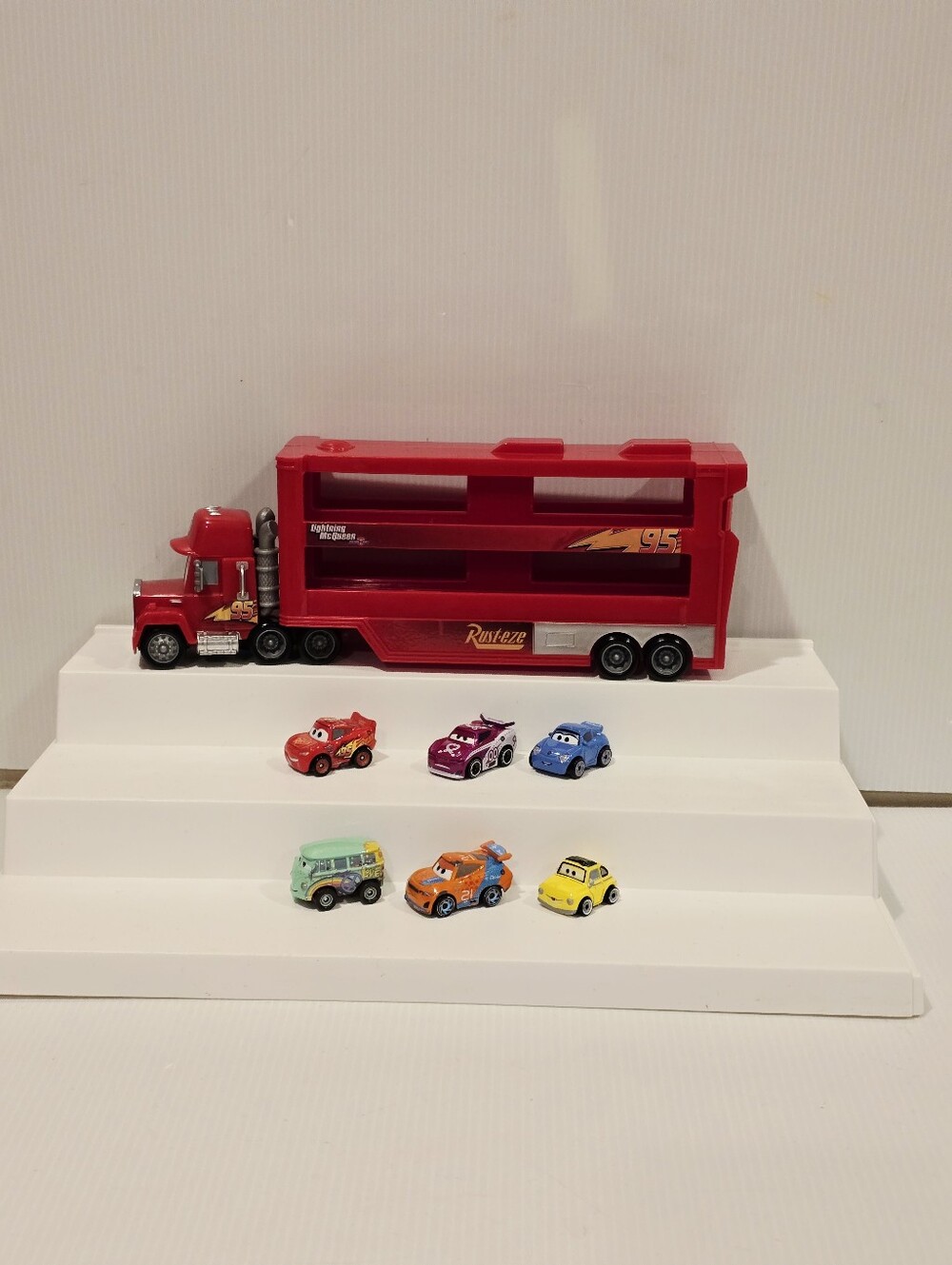 Disney Pixar Cars Mack Mini Racers Hauler and Mini Racers Diecast Car Set